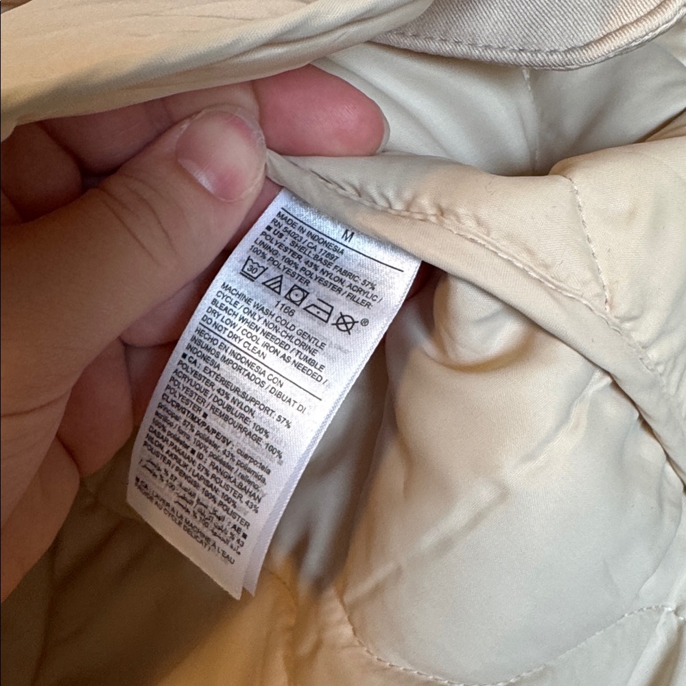 Old Navy Cream Quilted Button-Front Puffer Jacket - Picture 4 of 5